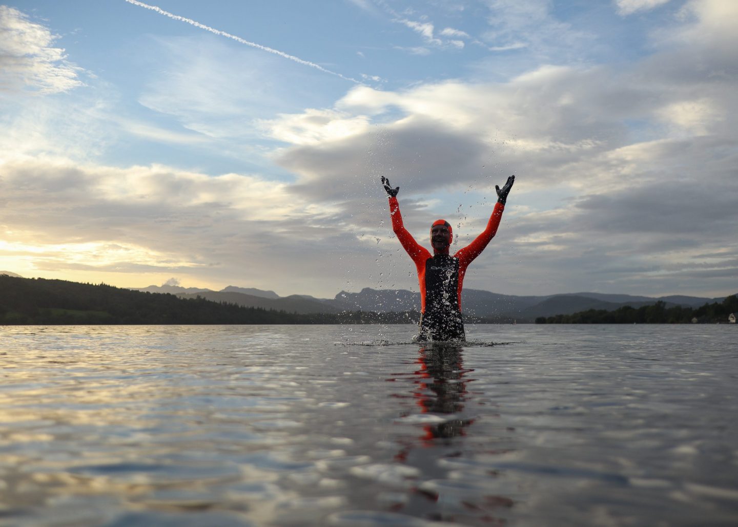 Myth busting you only get the benefits of cold water without a wetsuit Outdoor Swimmer Magazine