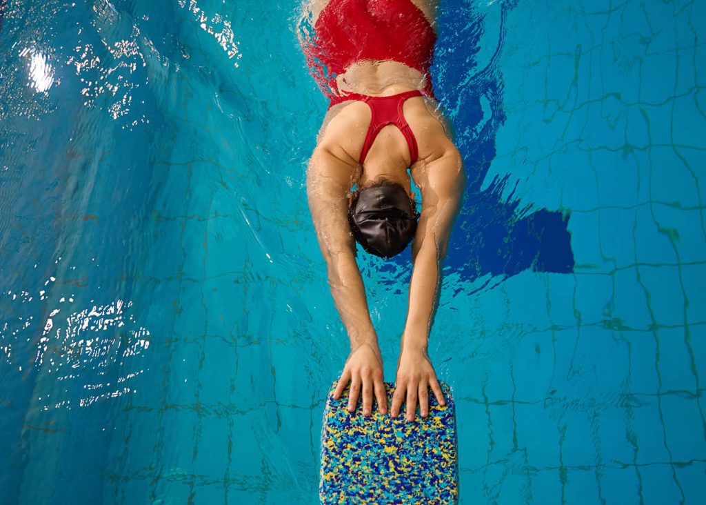 Kikcking How and why should I practise kicking? - Outdoor Swimmer Magazine