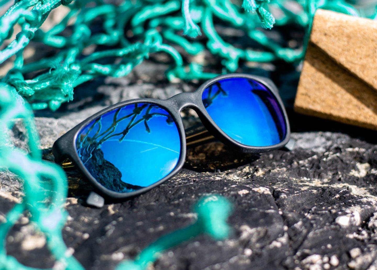 Active sunglasses