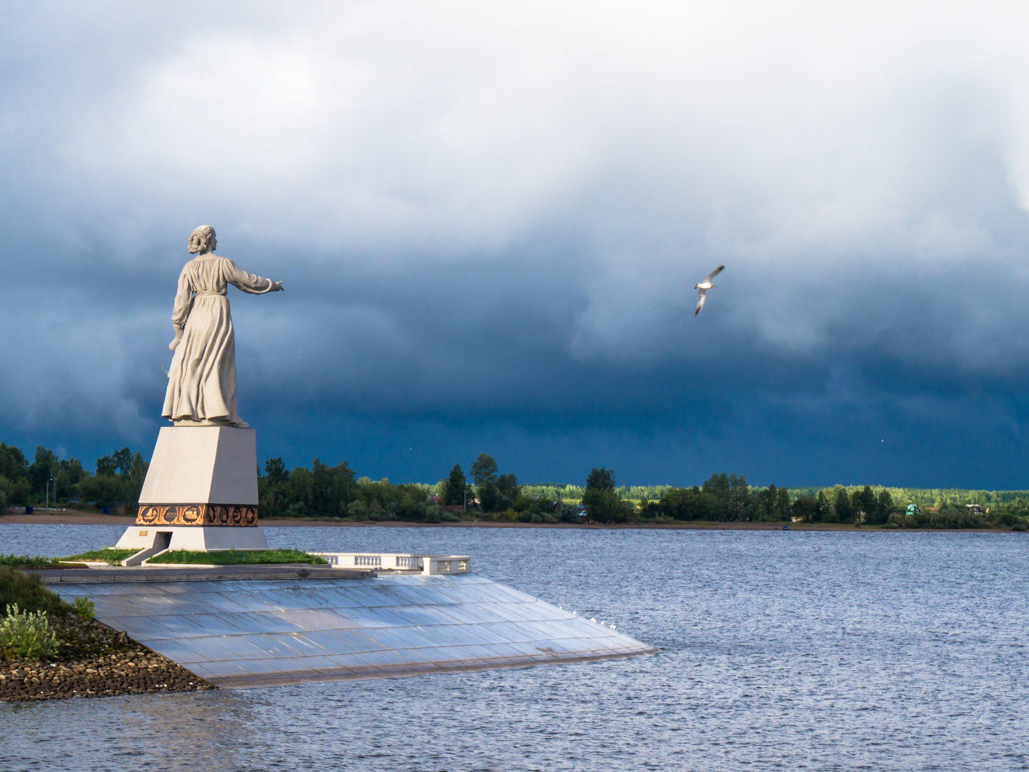 Russia swimming