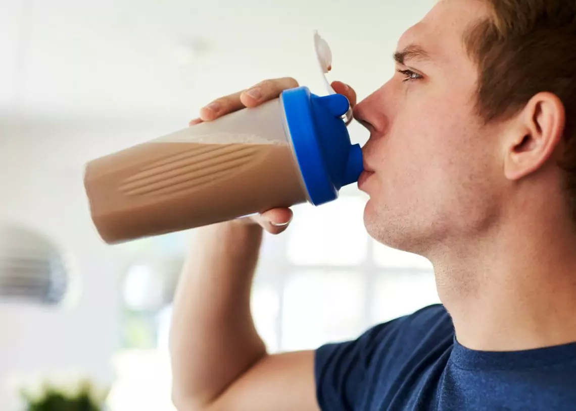 What to eat before a swim
