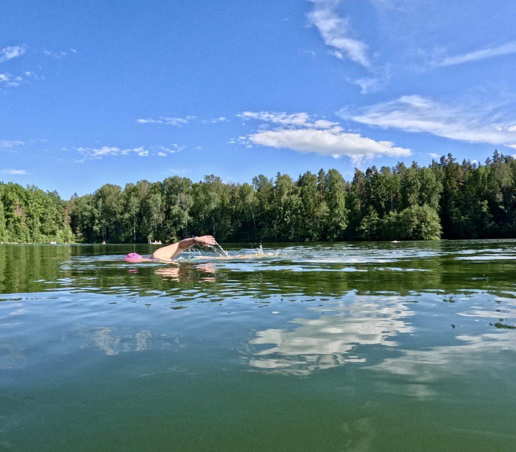 swimming content creators