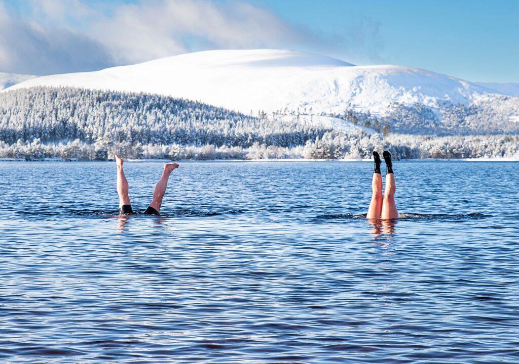 cold water swimming
